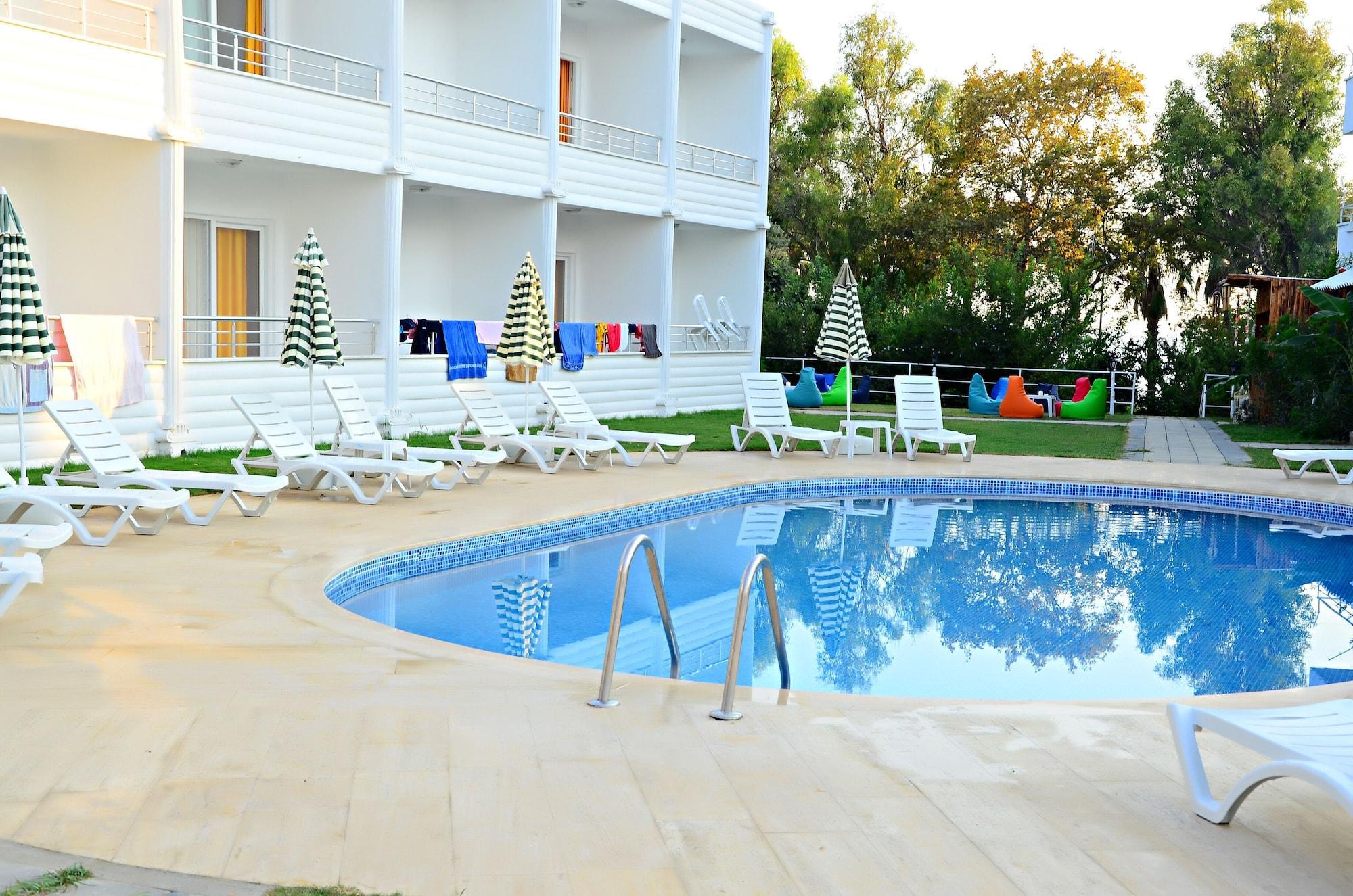 Aroma Butik Hotel Kizilot Exterior photo